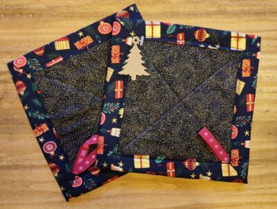 Gifts & Baubles Christmas theme pot-holders
