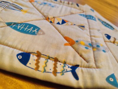 Blue & grey fishy pot-holders - Image 2