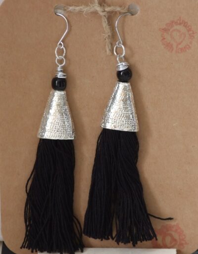 Long black fringe earrings - Image 5