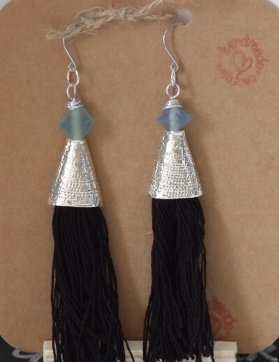 Long black fringe earrings - Image 4