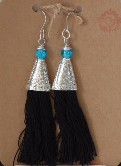 Long black fringe earrings - Image 3