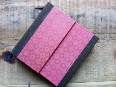 Post-it holder in cardstock and designer paper - Image 7