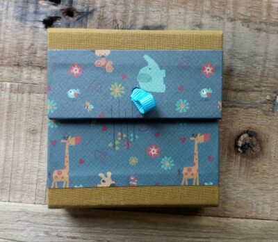 Post-it holder in cardstock and designer paper - Image 3