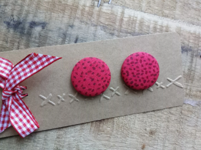 Textile covered button clip earrings - Image 8